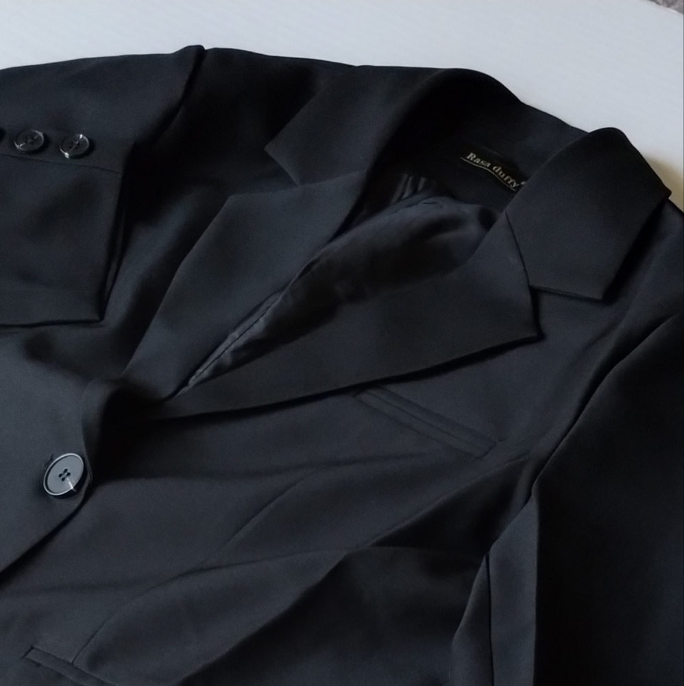 Single Breasted Blazer